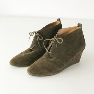 Nine West Brown Suede Lace Up Wedge Booties, Fall Dark Academia Style, Leather